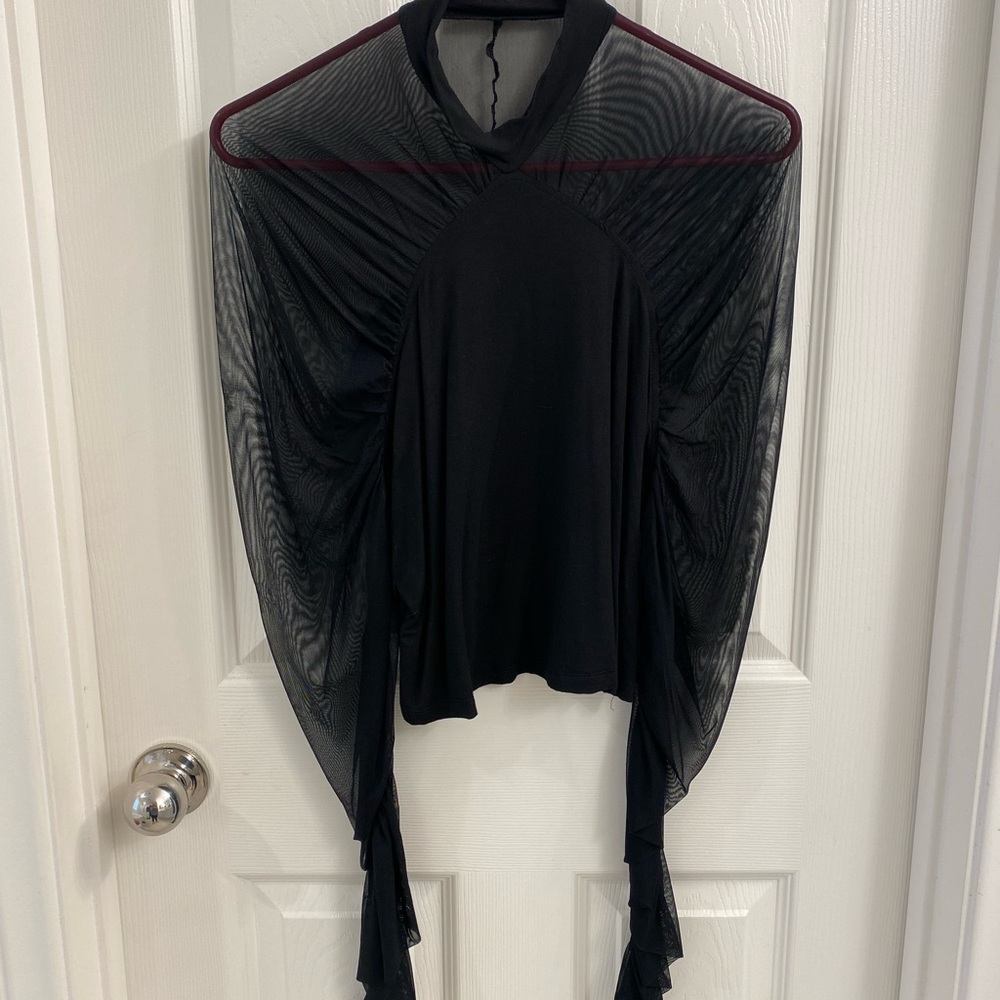 Cropped sheer top. - Picture 2 of 3